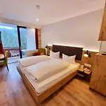 Ringhotel Siegfriedbrunnen فندق