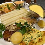 Ringhotel Siegfriedbrunnen فندق 4*
