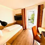 Ringhotel Siegfriedbrunnen فندق