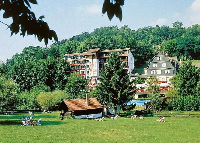 Ringhotel Siegfriedbrunnen 4* Grasellenbach